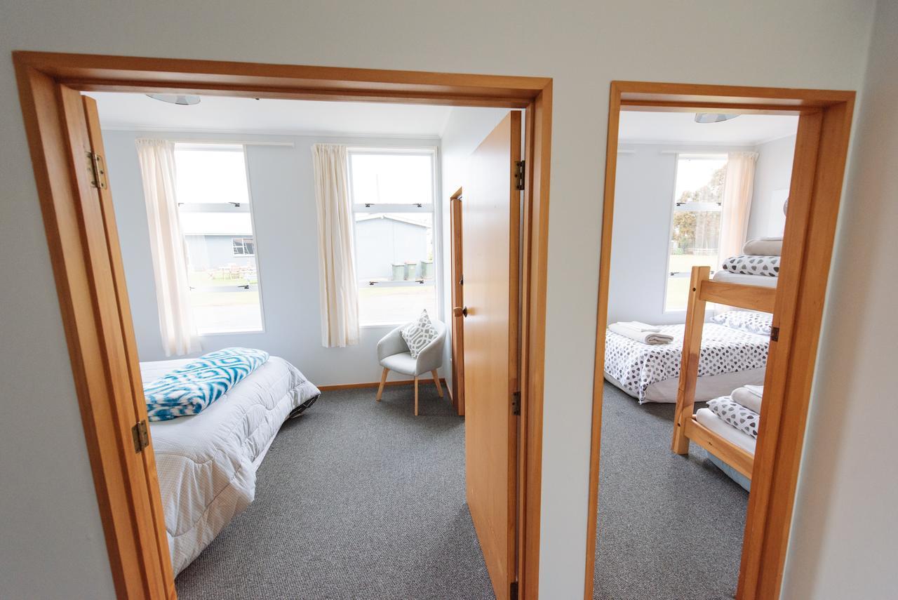 Kowhai Flat Pounawea Eksteriør billede